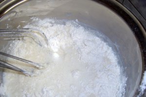 Desert cozonac impletit cu nuca