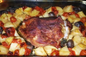Pulpa de porc la cuptor cu legume