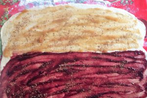 Desert rulouri cu dovleac si dulceata