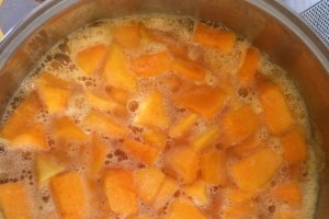 Desert tarta cu dovleac si lapte condesat
