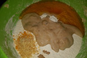 Desert cornuri pufoase cu ciocolata
