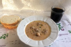 Chiftele de curcan cu sos de mustar
