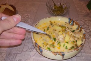 Ciorba de pui cu smantana