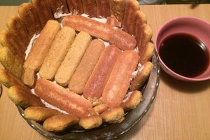 Desert Tiramisu cu ciocolata