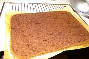 Desert prajitura cu fructe de padure