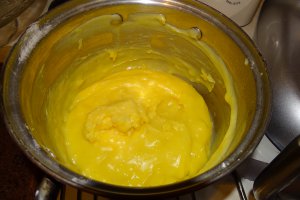 Desert prajitura cu fructe de padure