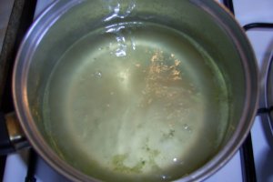 Supa-crema de broccoli cu cascaval