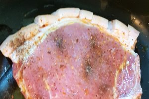 Cotlet de porc cu bere, ghimbir si usturoi