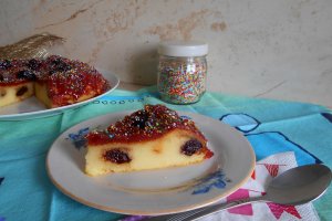 Desert budinca de gris cu visine si jeleu
