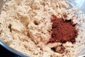 Desert prajitura cu nuci si cu ciocolata (Chinezoaica)