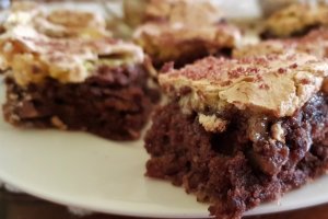 Desert prajitura cu nuci si cu ciocolata (Chinezoaica)