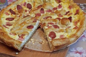 Aperitiv tarta cu branza, bacon si cabanos