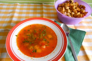 Supa de legume, cu crutoane