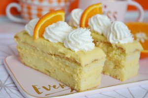 Desert prajitura cu vanilie si fresh de portocale