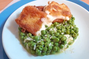 Cascaval pana cu garnitura de legume