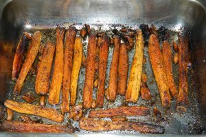 Morcovi caramelizati la cuptor