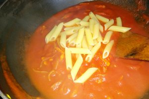 Paste cu bacon si mozzarella