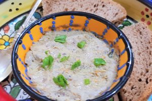 Salata de vinete cu pesto