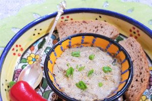 Salata de vinete cu pesto