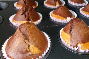 Desert muffins de post cu aroma de vanilie si cacao