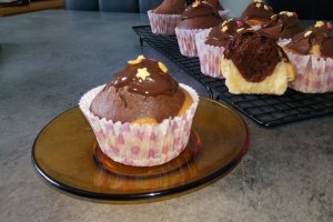 Desert muffins de post cu aroma de vanilie si cacao