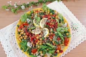 Salata de primavara cu naut si seminte -Reteta 450