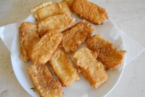 Cascaval pane, cu pesmet