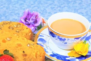 Desert chec cu fructe, nuci si cardamom - la masina de paine