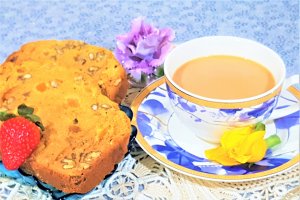 Desert chec cu fructe, nuci si cardamom - la masina de paine