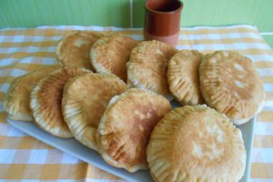 Langosi de post, cu spanac