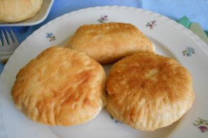 Langosi de post, cu spanac