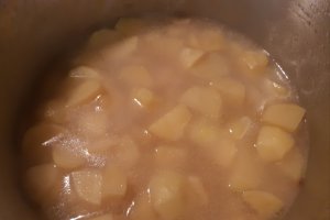 Mancare de cartofi si legume