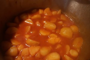 Mancare de cartofi si legume