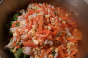 Mancare de cartofi si legume