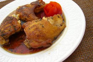Carne de pui in saramura