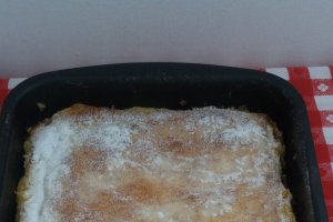 Desert prajitura cu mere, budinca si foietaj