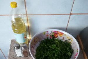 Salata de cartofi cu leurda