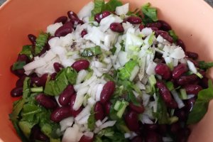 Salata de fasole cu spanac