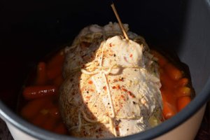 Rulada din piept de curcan, cu bacon si ciuperci, la Multicooker Crock-Pot Express cu gatire sub presiune
