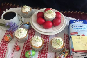 Desert briose cu ciocolata si migdale