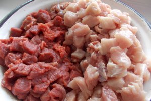 Chiftelute marinate, cu cartofi natur