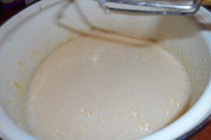 Desert pasca cu branza dulce si stafide