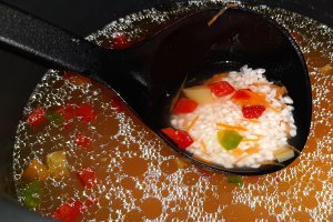 Pilaf cu supa de pasare, la Multicooker-ul Crock-Pot Express cu gatire sub presiune