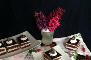 Desert prajitura cu crema de mure