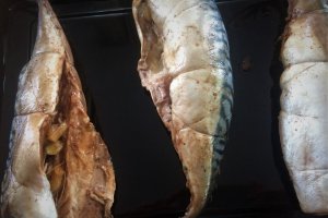 Macrou afumat la cuptor