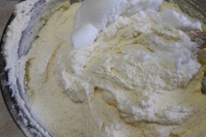 Desert pasca cu branza si ciocolata