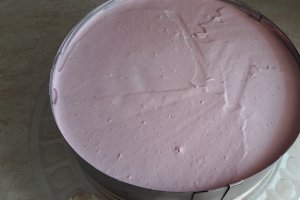 Desert tort spirala cu fructe de padure si glazura oglinda