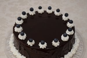 Desert tort spirala cu fructe de padure si glazura oglinda