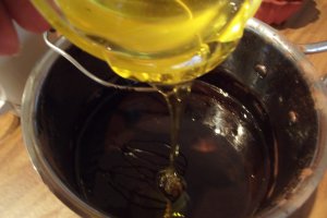 Desert ciocolata de casa cu fructe uscate