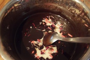Desert ciocolata de casa cu fructe uscate